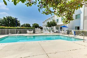 Motel 6 Lewisville, TX - Dallas