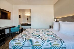 Motel 6 Albuquerque, NM - Carlisle