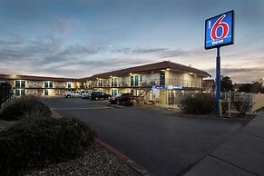 Motel 6 Albuquerque, NM - Carlisle
