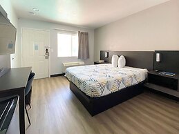 Motel 6 Costa Mesa, CA