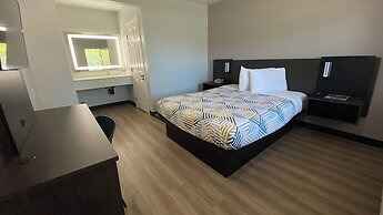 Motel 6 Costa Mesa, CA