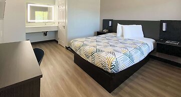 Motel 6 Costa Mesa, CA