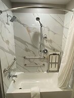 Motel 6 Costa Mesa, CA