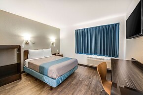 Motel 6 Fort Wayne, IN