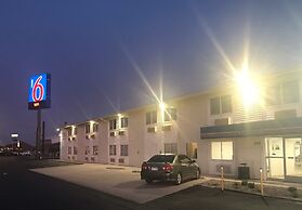 Motel 6 Fort Wayne, IN