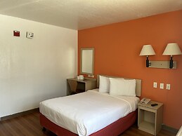 Motel 6 Stanton, CA