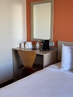 Motel 6 Stanton, CA