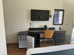 Motel 6 Stanton, CA