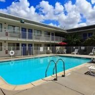 Motel 6 Kingsville, TX