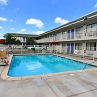 Motel 6 Kingsville, TX