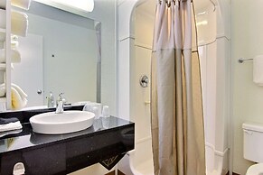 Motel 6 Kingsville, TX