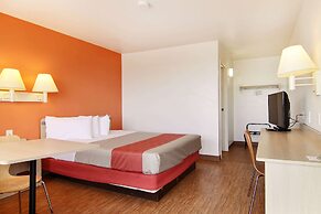 Motel 6 Fort Stockton, TX