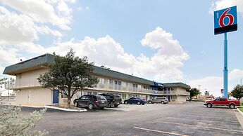 Motel 6 Fort Stockton, TX