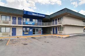 Motel 6 Fort Stockton, TX