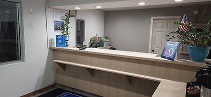 Motel 6 Alamogordo, NM