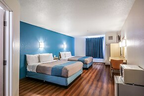 Motel 6 New Braunfels, TX