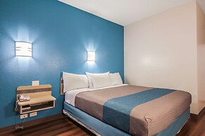Motel 6 New Braunfels, TX