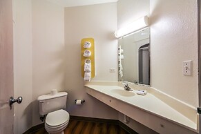 Motel 6 New Braunfels, TX