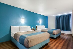 Motel 6 New Braunfels, TX