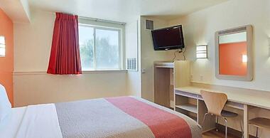 Motel 6 Fort Lupton, CO