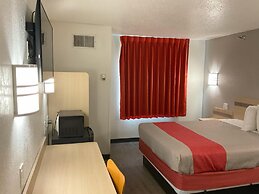 Motel 6 Jackson Airport, Pearl