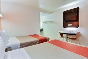 Motel 6 Corpus Christi, TX - East - North Padre Island