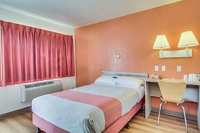 Motel 6 Jacksonville, FL - Orange Park