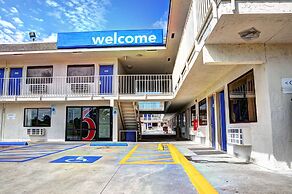 Motel 6 Slidell, LA - New Orleans