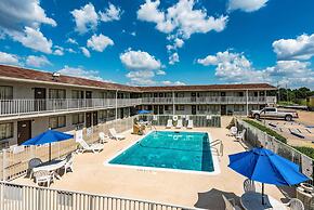 Studio 6 Monroe, LA - Hwy 165