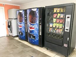Motel 6 Anniston, AL