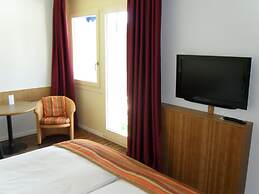 Tresa Bay Hotel