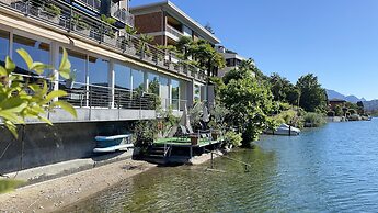 Tresa Bay Hotel