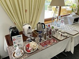 Tresa Bay Hotel