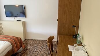 Tresa Bay Hotel
