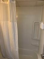 Days Inn by Wyndham Louisville Airport Fair and Expo Center