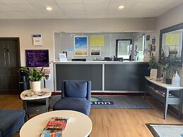 Days Inn by Wyndham Louisville Airport Fair and Expo Center