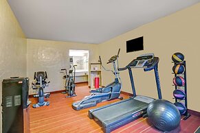 Days Inn by Wyndham Louisville Airport Fair and Expo Center