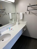 Days Inn by Wyndham Louisville Airport Fair and Expo Center