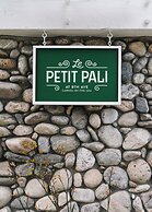 Le Petit Pali at 8th Ave