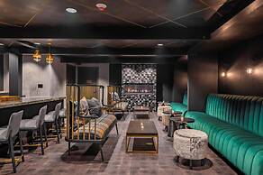 The Incline Lodge