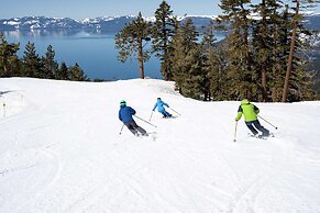 The Incline Lodge