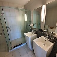 Black Swan Lakeside Boutique Hotel