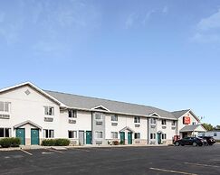 Econo Lodge Inn & Suites Canandaigua
