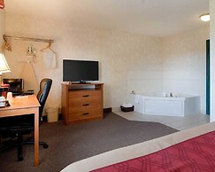 Econo Lodge Inn & Suites Canandaigua