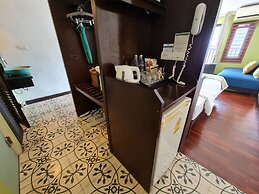 Vacation Village Phra Nang Inn