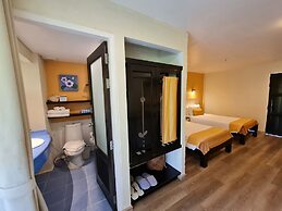 Vacation Village Phra Nang Inn