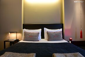 Charming House DD724