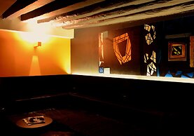 Charming House DD724