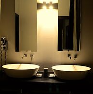 Charming House DD724