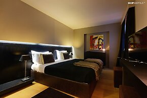 Charming House DD724